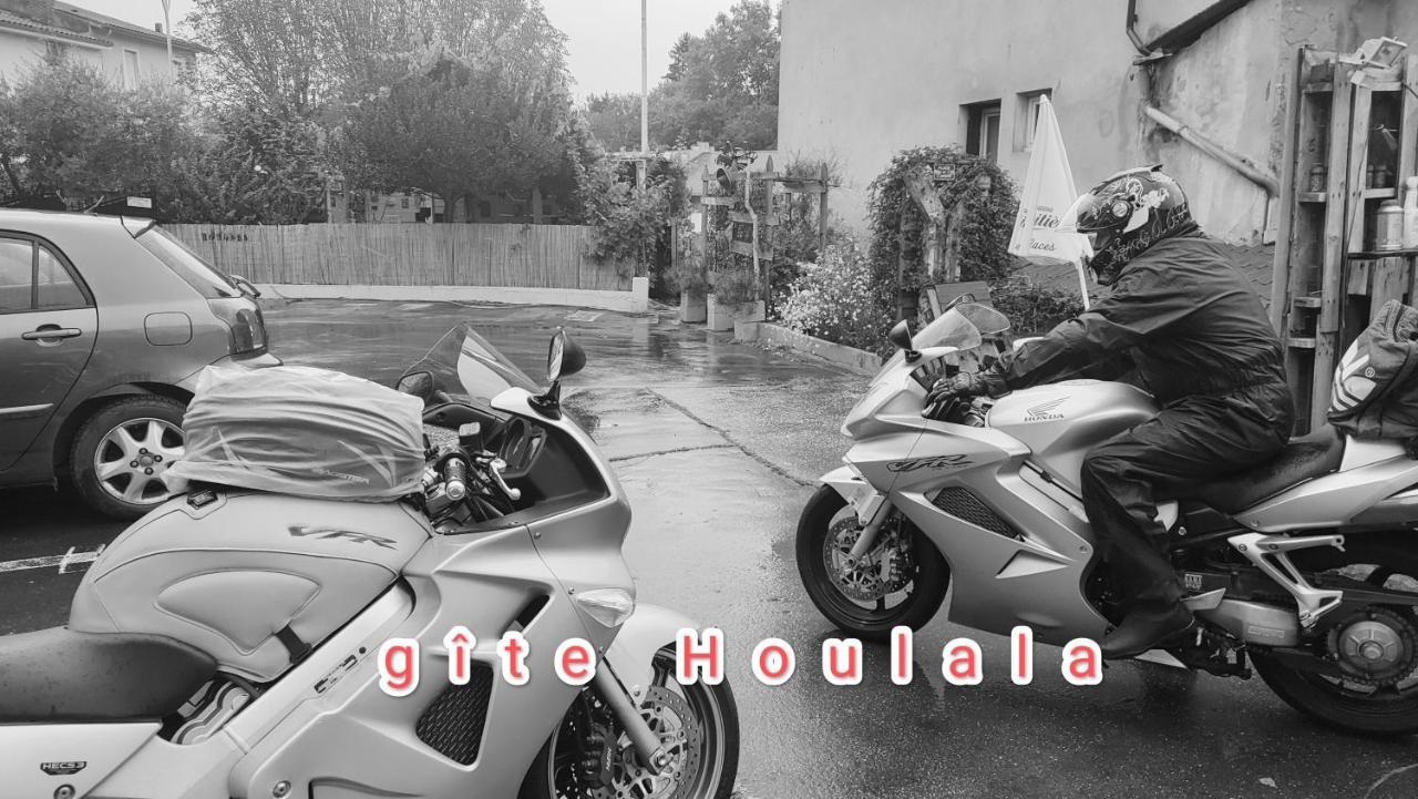 Houlala - Relais D'Etape - Chambres D'Hotes Pont-Eveque Zewnętrze zdjęcie
